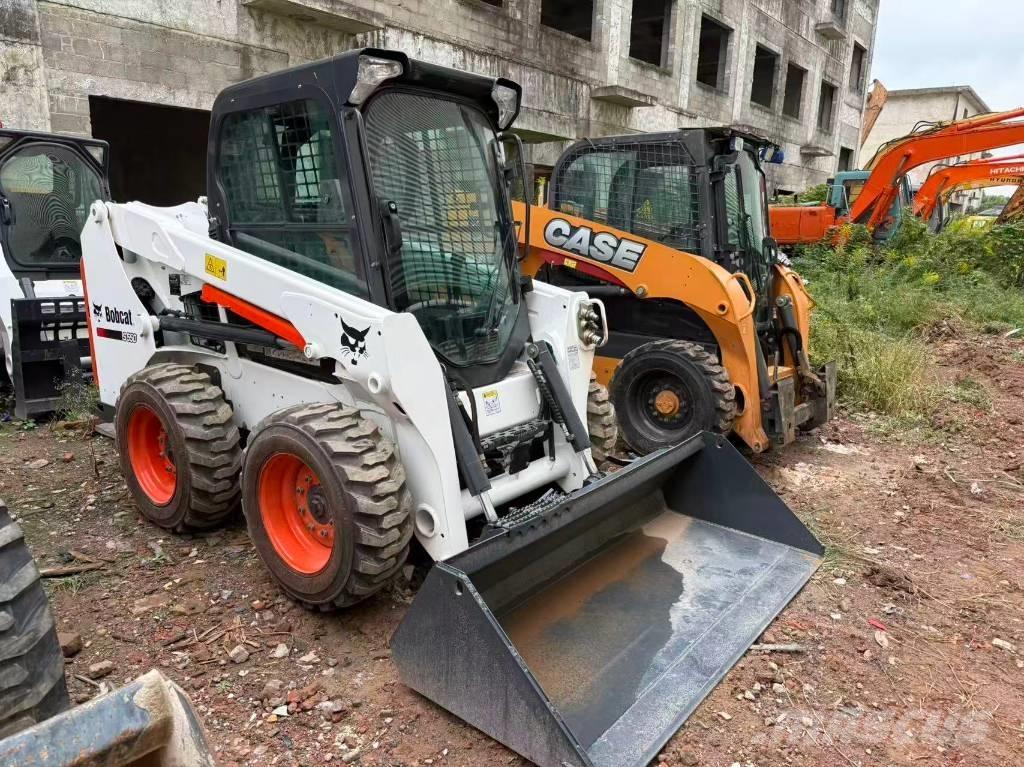 Bobcat S550 Skid steer mini nakladalci