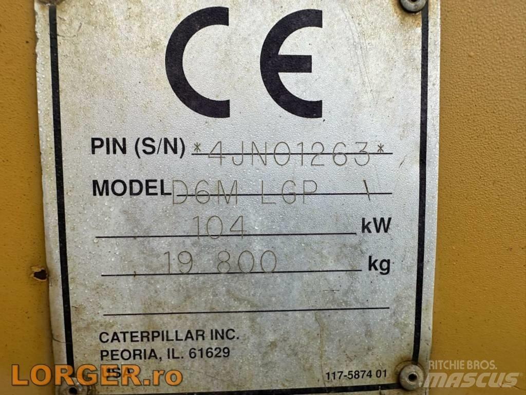 CAT D 6 M LGP Buldožerji goseničarji