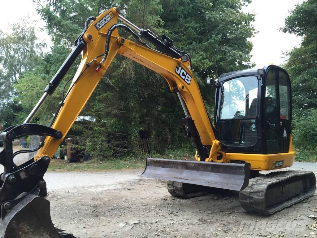 JCB 8050 RTS Mini bagri <7t