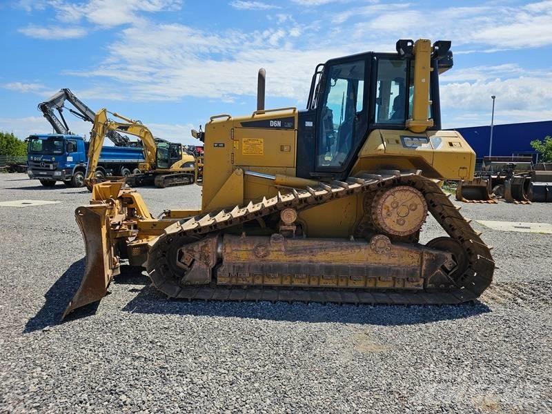 CAT D 6 N LGP Buldožerji goseničarji
