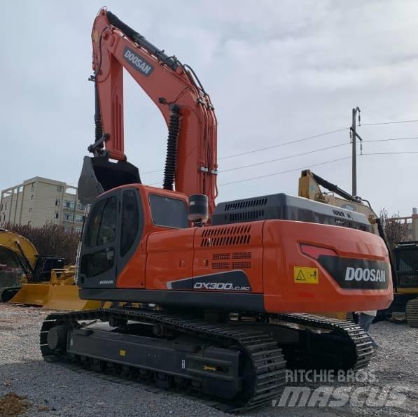 Doosan DX 300 LC-9C Bagri goseničarji