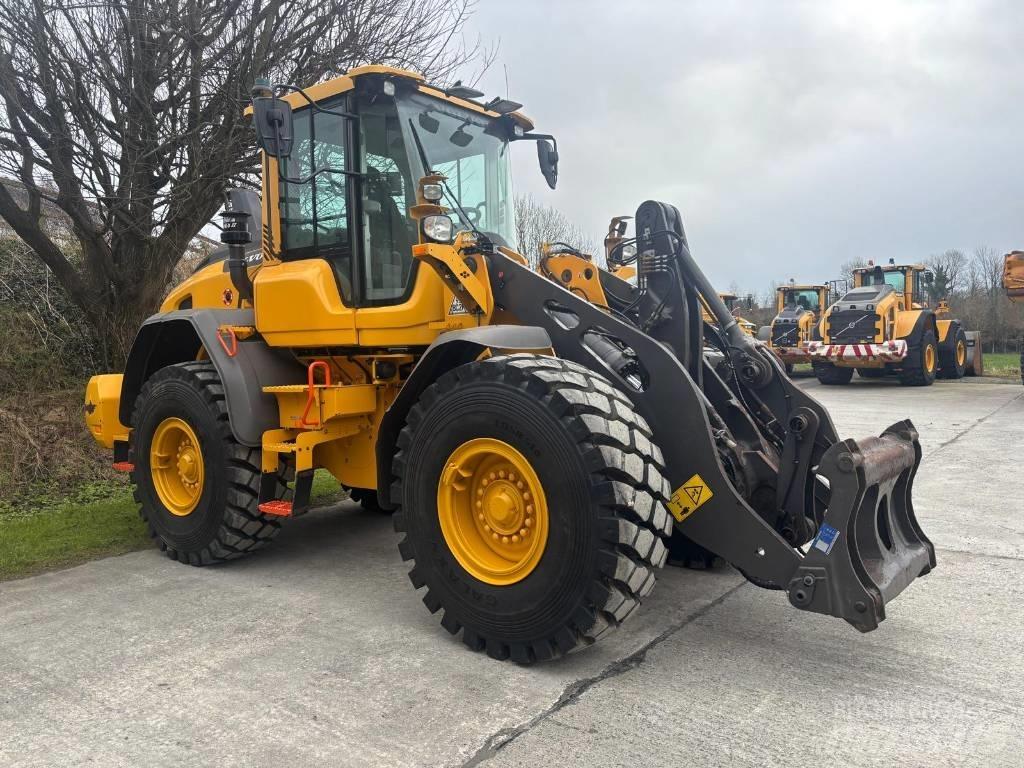 Volvo L90H Kolesni nakladalci