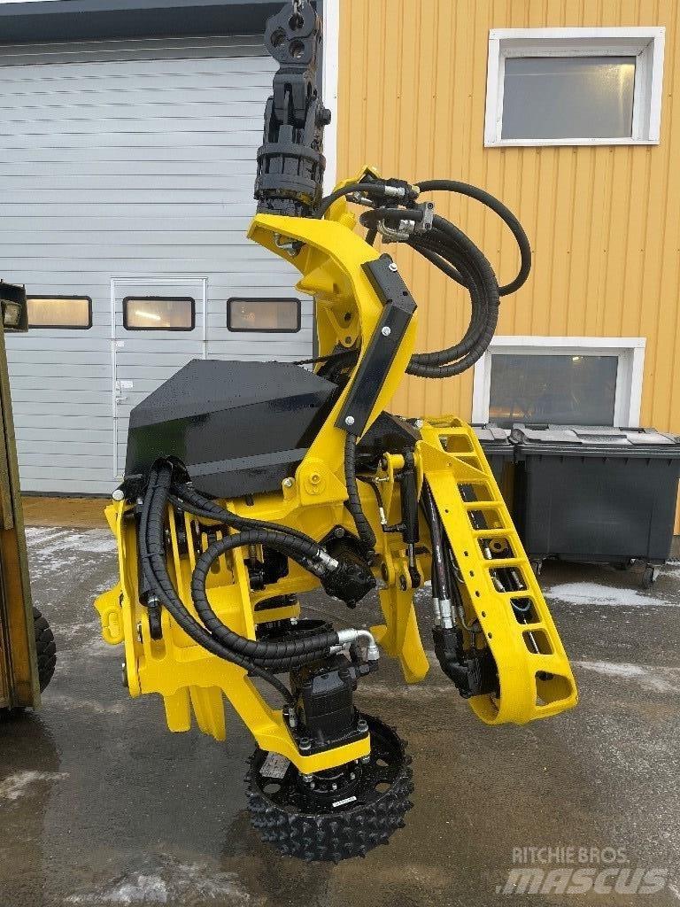 John Deere 758HD Glave za kombajne