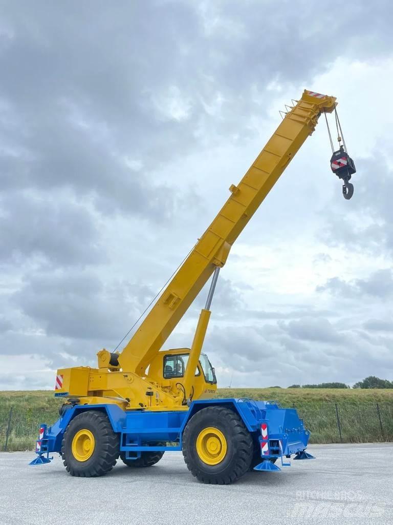 Terex RT555-1 Avtodvigala