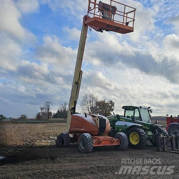 JLG 600AJ Zglobne dvižne ploščadi