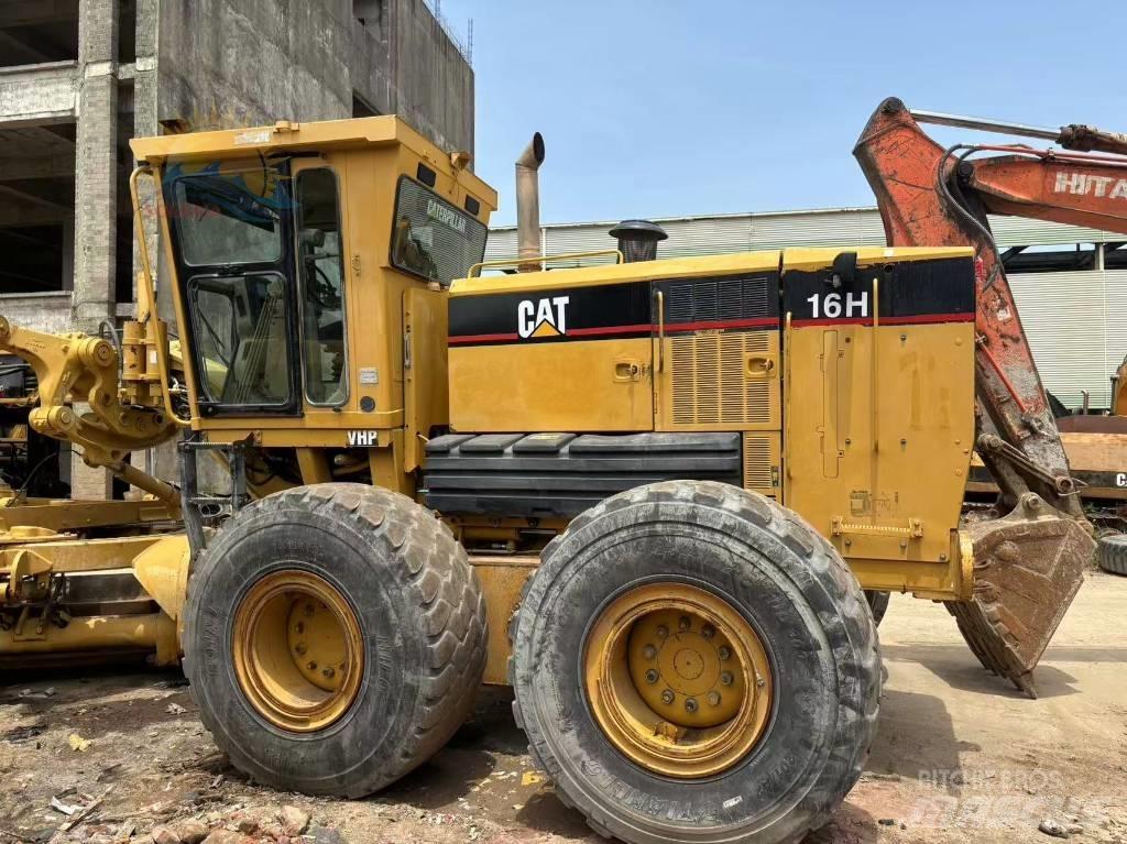 CAT 16 H Grederji