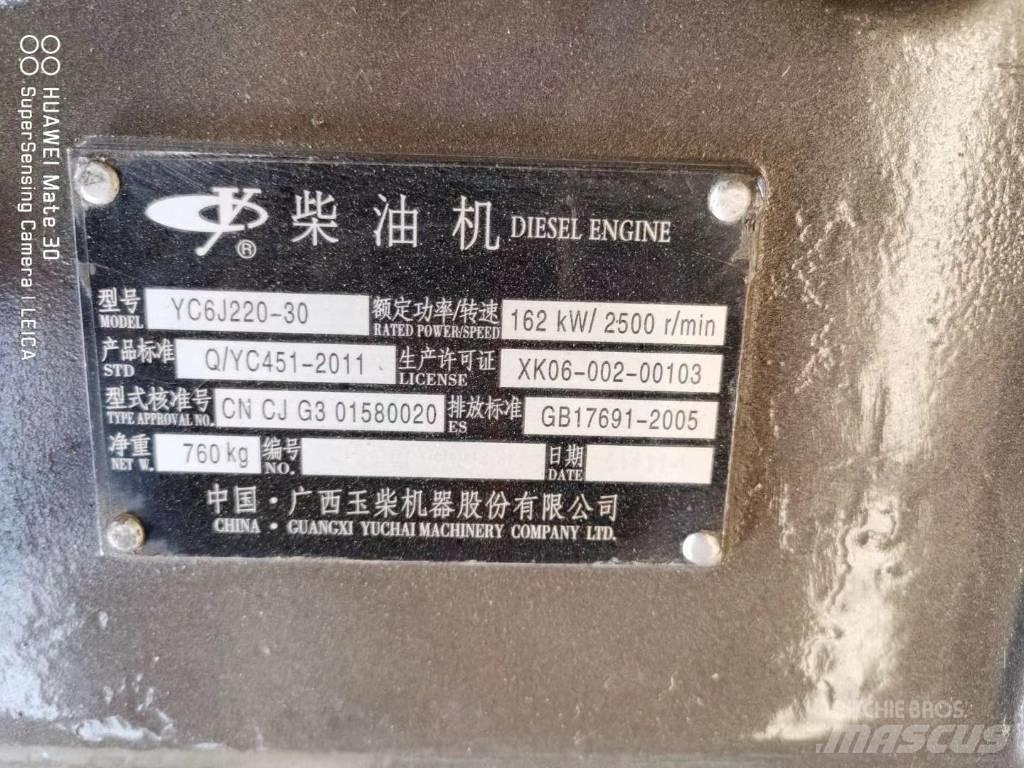 Yuchai YC6J220-30 Motorji