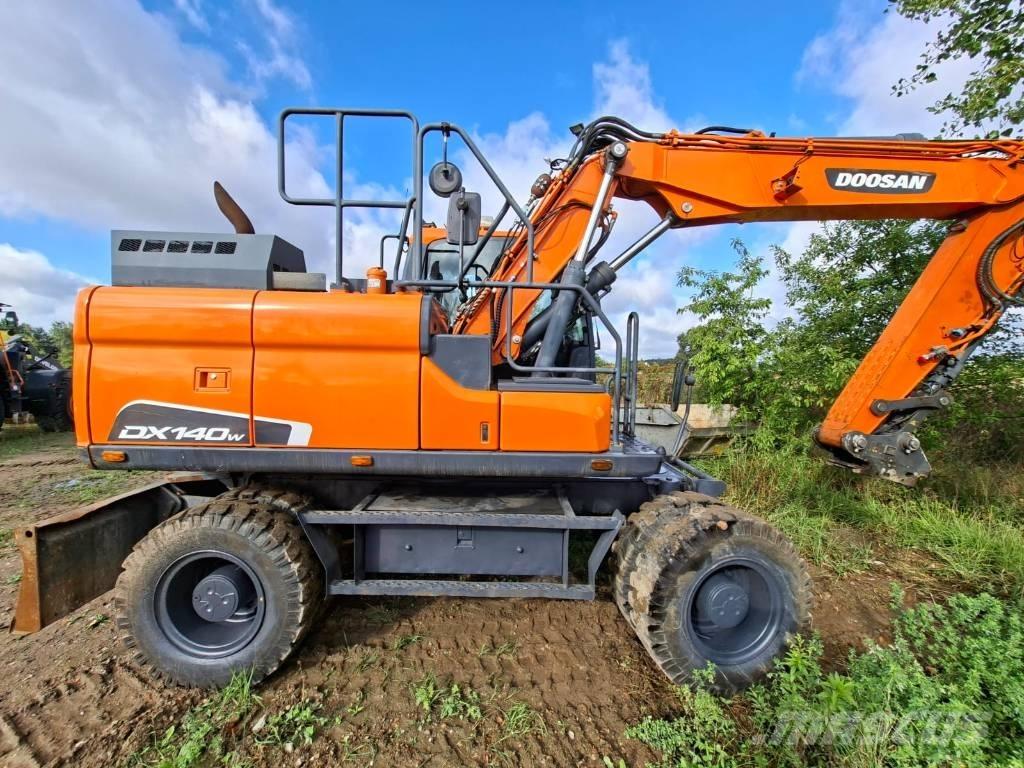 Doosan DX140W-5 Bagri na kolesih