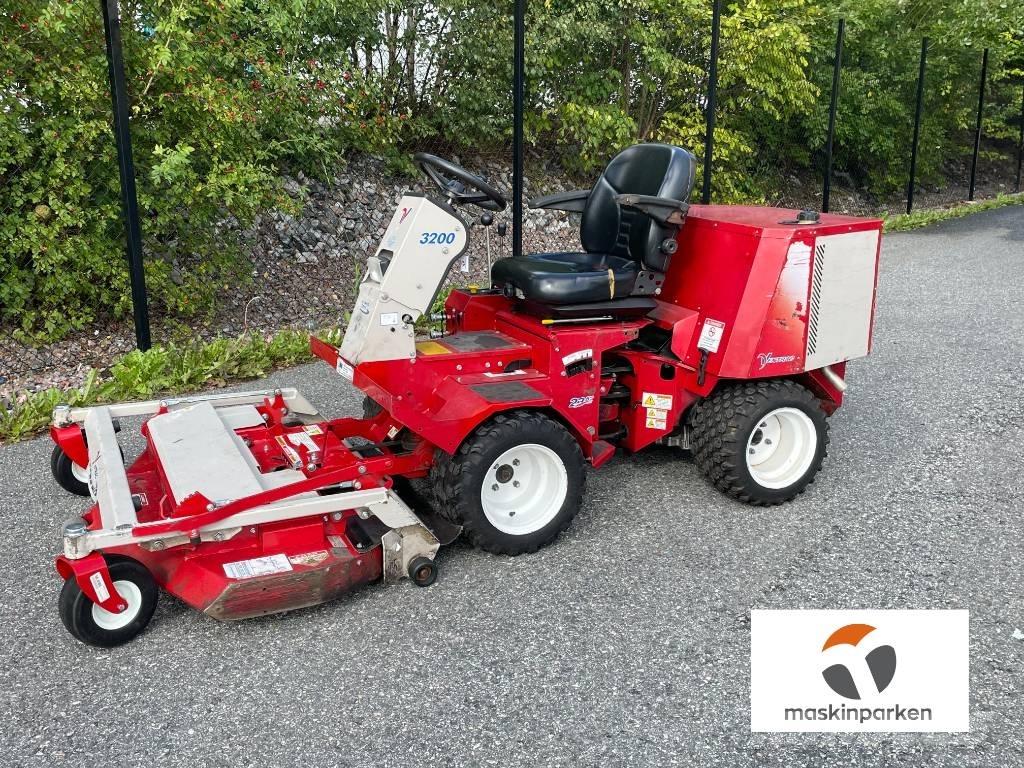 Ventrac 3200 Vrtni traktor kosilnice