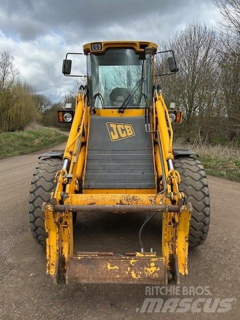 JCB 411 B Kolesni nakladalci