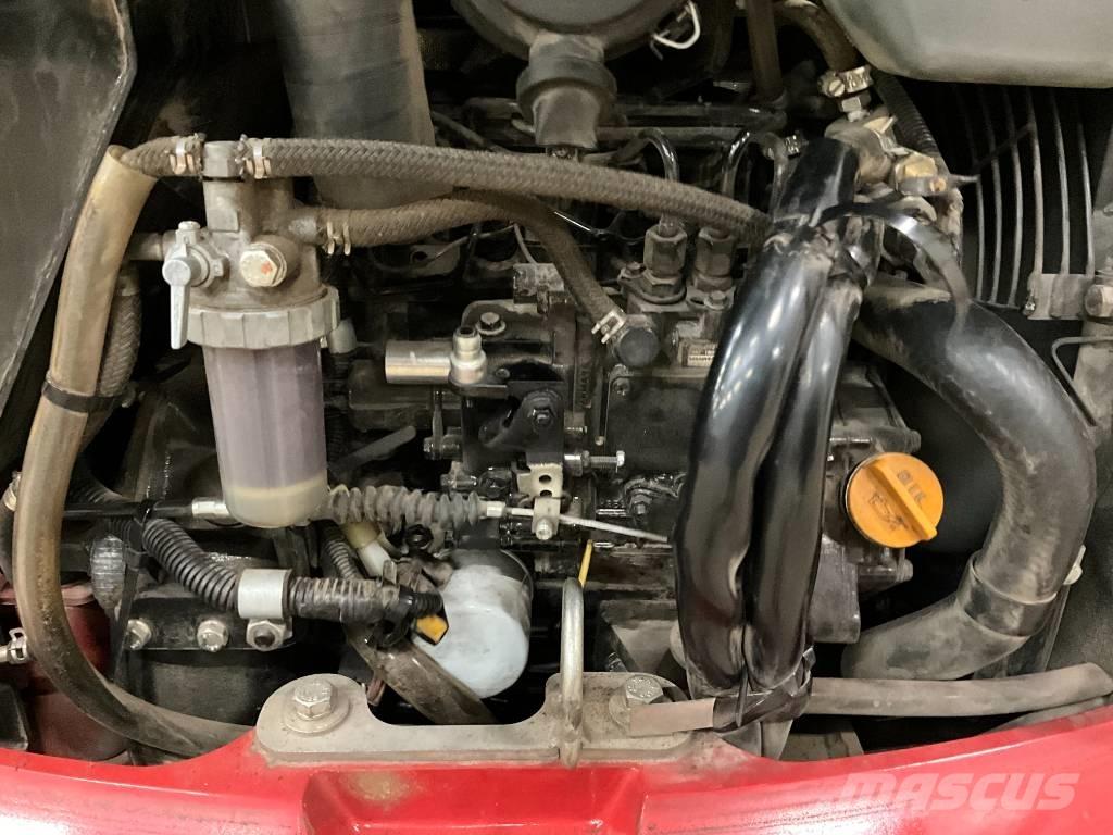 Takeuchi TB 216 Mini bagri <7t