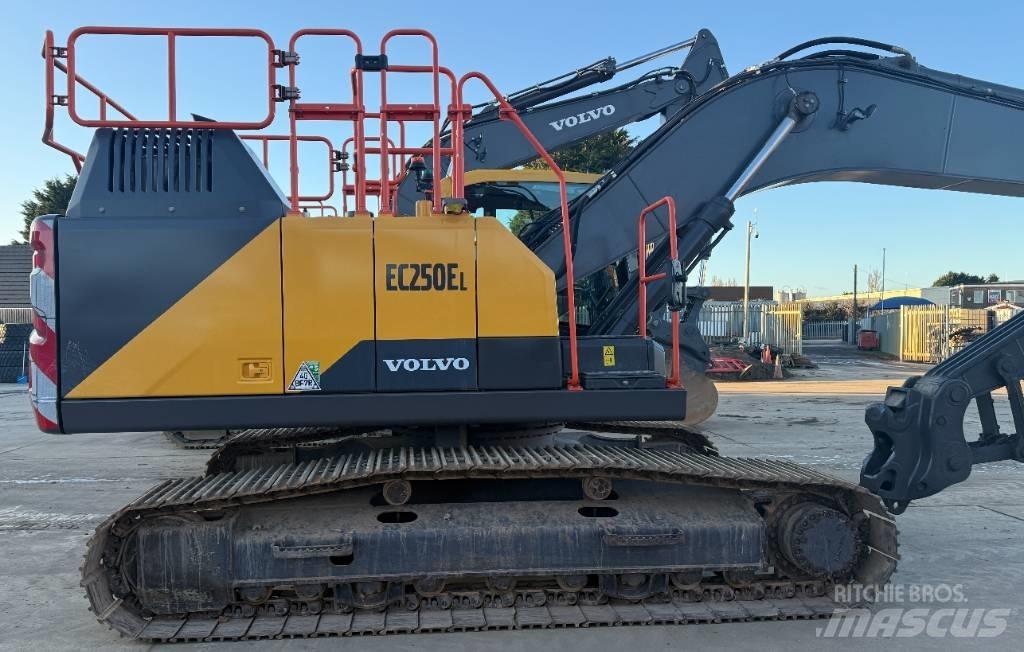 Volvo EC 250 EL Bagri goseničarji