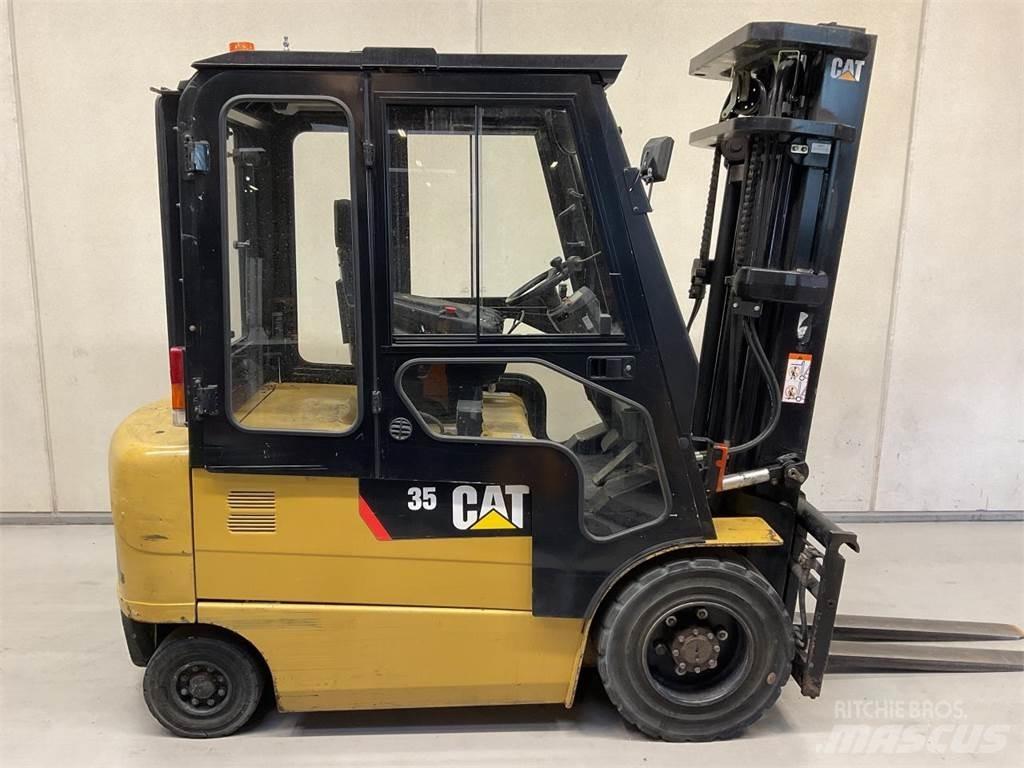 CAT EP35K-PAC Električni viličarji