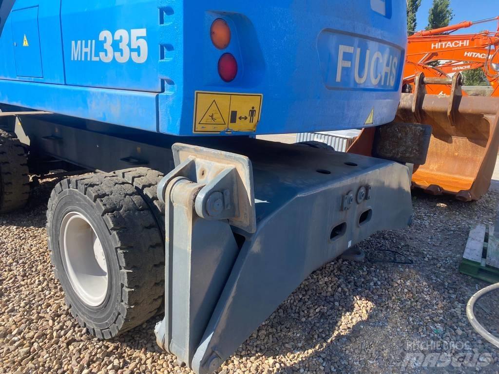 Fuchs MHL 335 Bagri za prekladanje primarnih/sekundarnih surovin