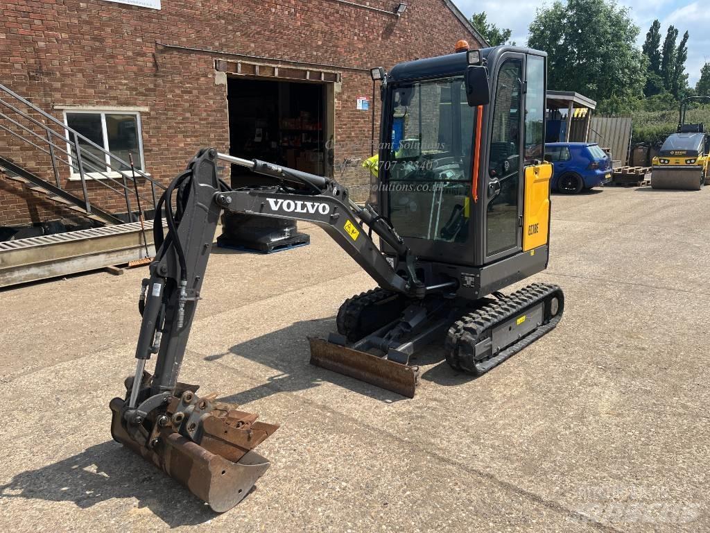 Volvo EC 18 E Mini bagri <7t
