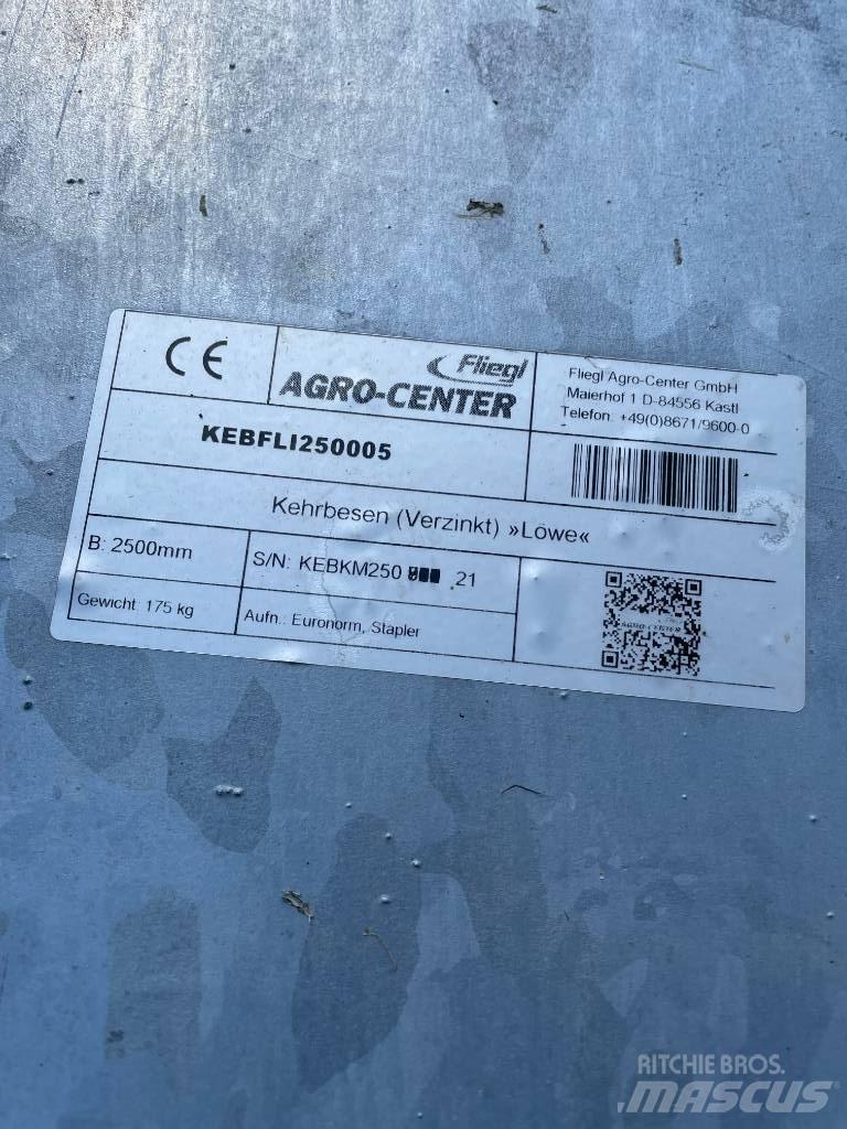 Fliegl Zamiatarka Drugi kmetijski stroji