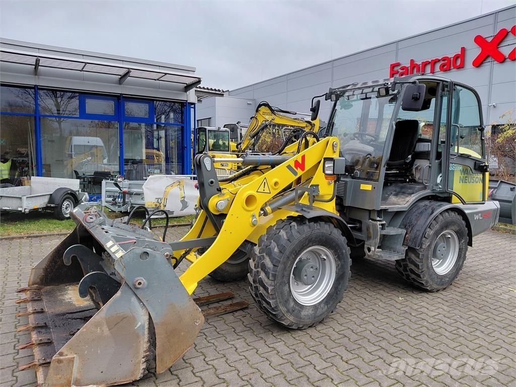 Wacker Neuson WL60 Kolesni nakladalci