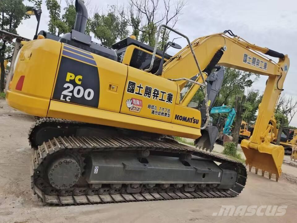 Komatsu PC 200 Bagri goseničarji