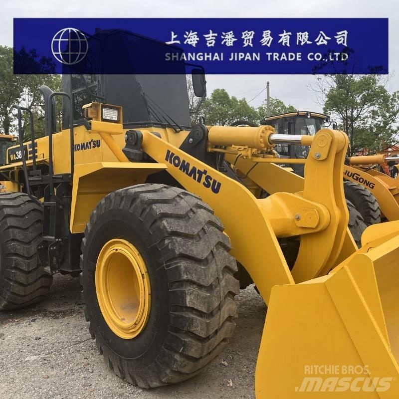 Komatsu WA 380 Kolesni nakladalci