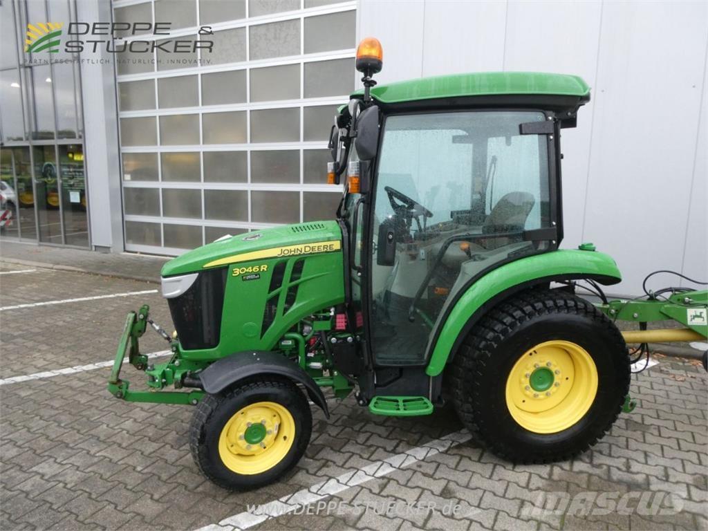 John Deere 3046R Manjši traktorji