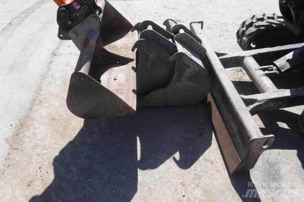 Hitachi ZX 33 U-5A Mini bagri <7t