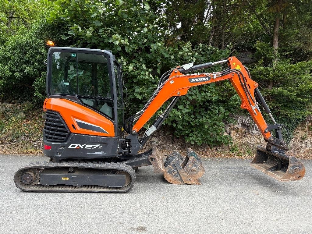 Doosan DX 27 Z Mini bagri <7t