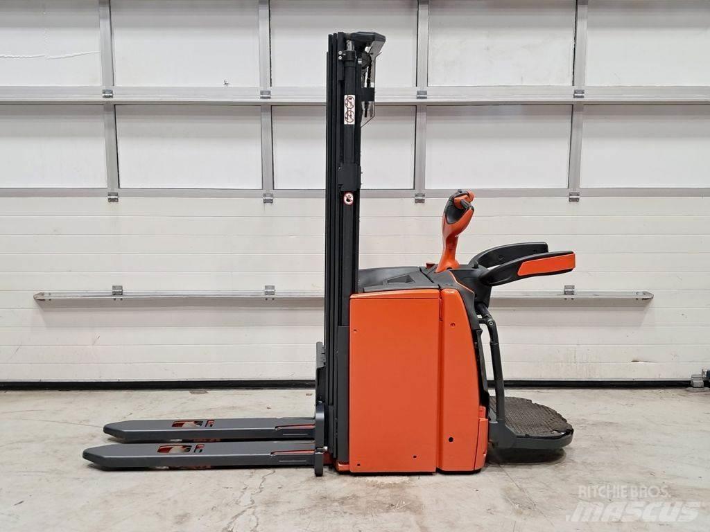 Linde L14 AP Ročni električni viličar
