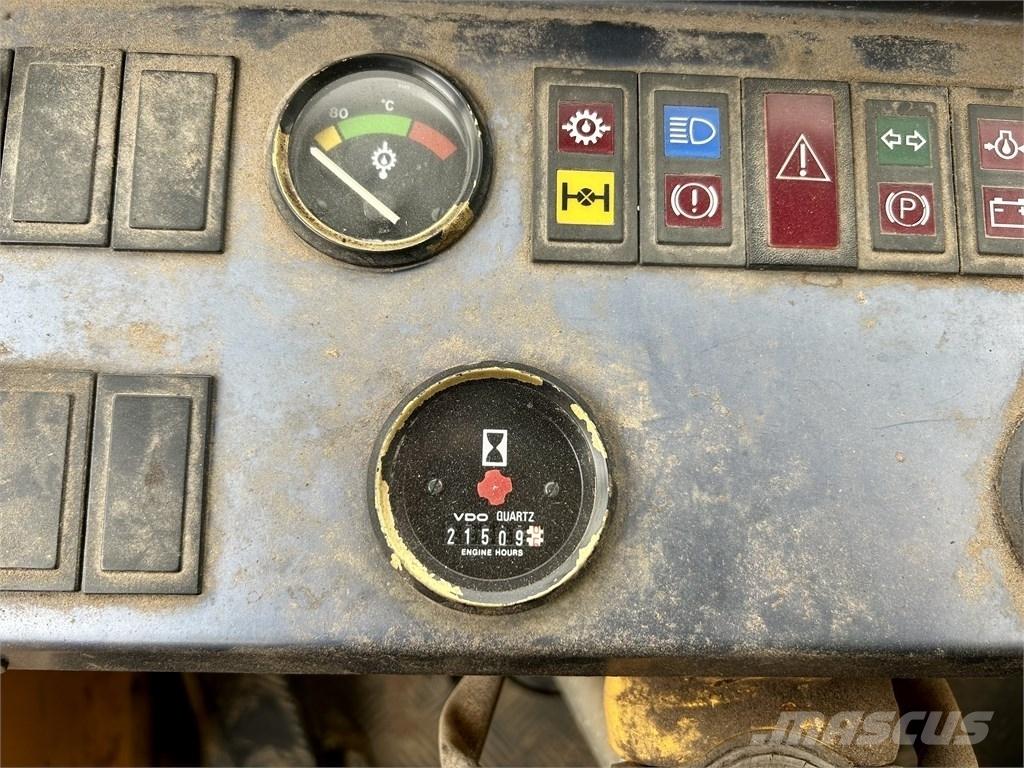 Volvo L 70 Kolesni nakladalci