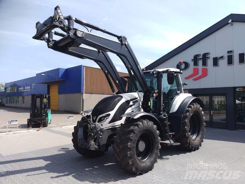 Valtra T 175 A Traktorji