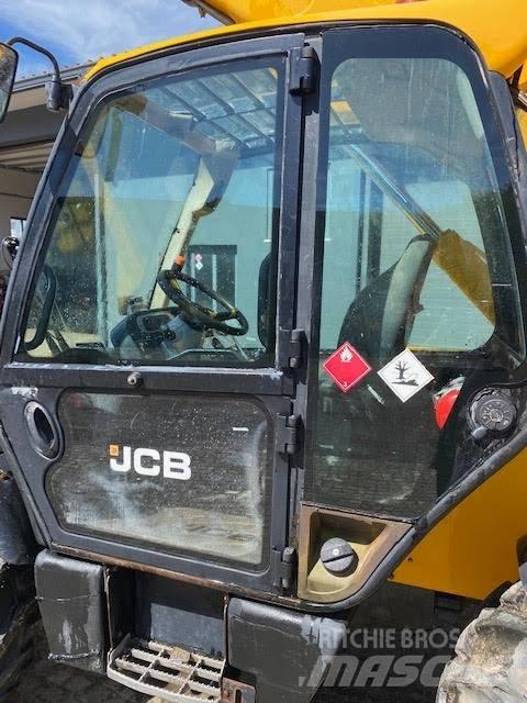 JCB 535-125 Teleskopski viličarji