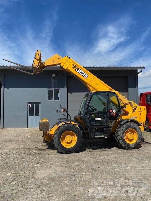 JCB 535-125 Teleskopski viličarji