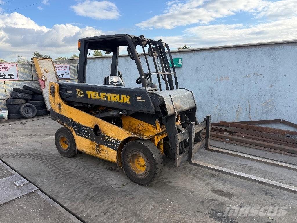 JCB Teletruk 30 D Teleskopski viličarji