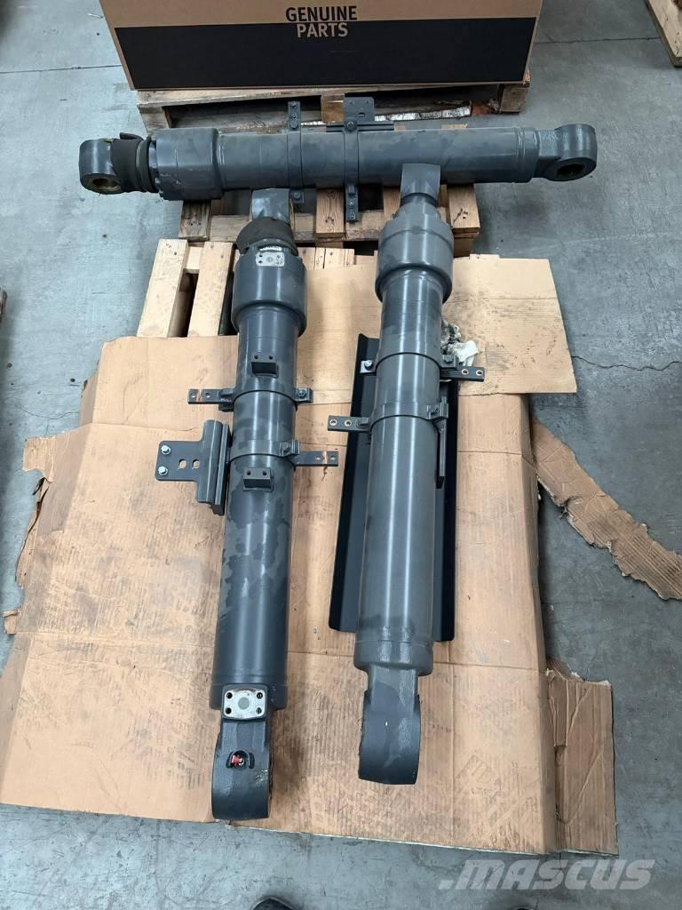 Develon DX 100 W-7 Bagri na kolesih