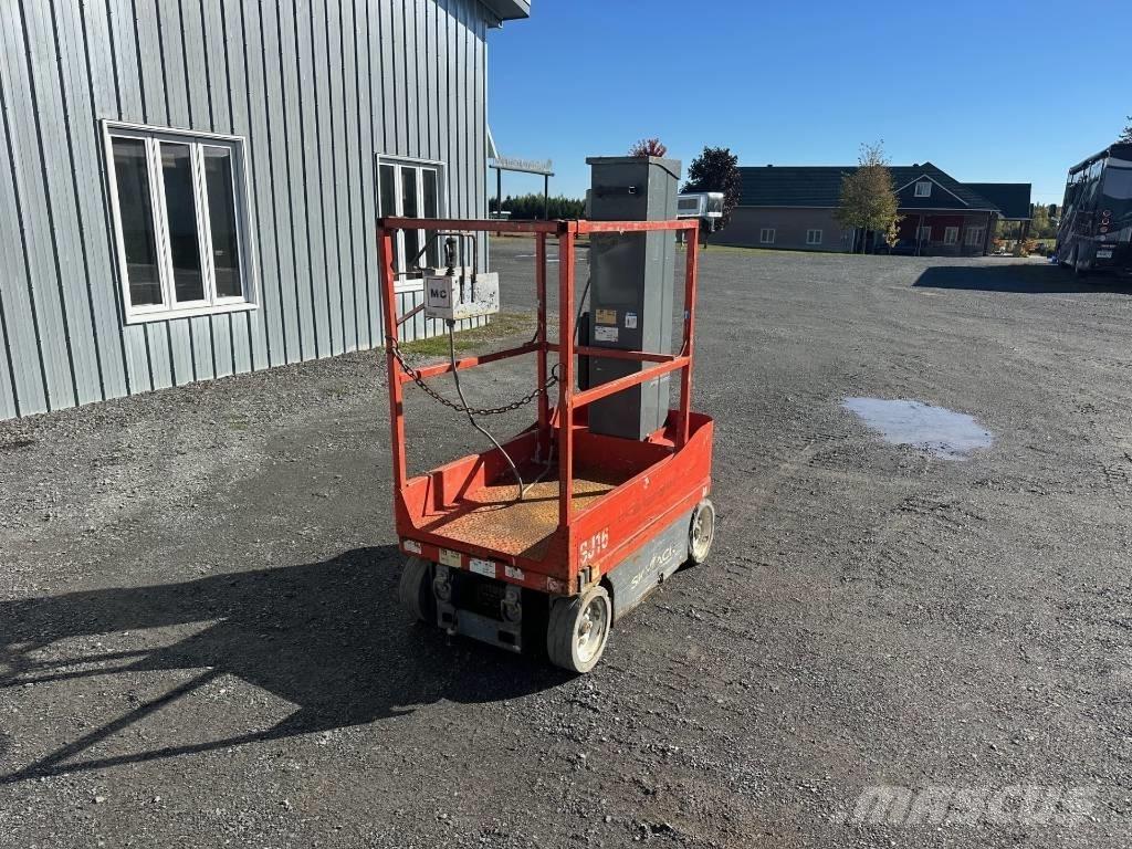 SkyJack SJ 16 Vertikalna dvigala