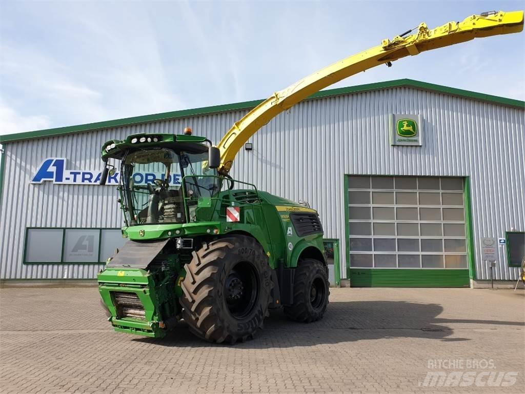 John Deere 9900 Kombajni za krmo