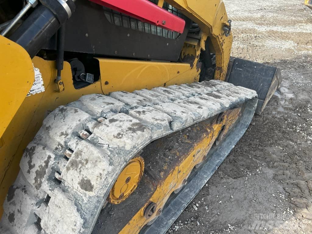 CAT 299 D XHP Skid steer mini nakladalci