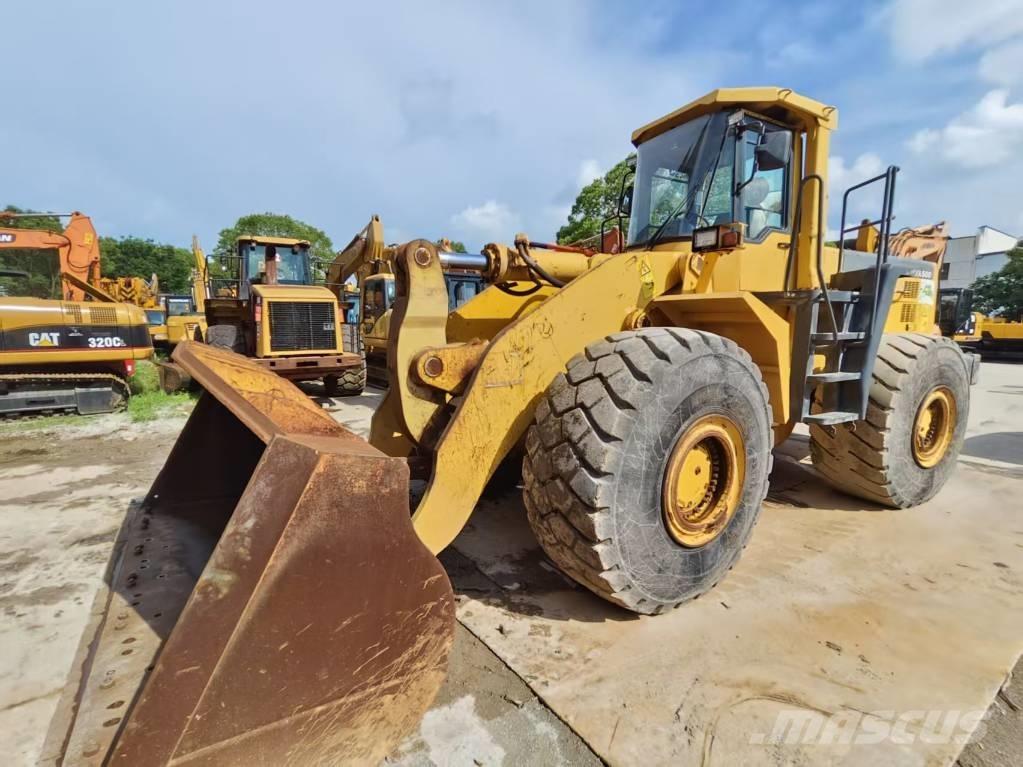 Komatsu WA 500 Kolesni nakladalci