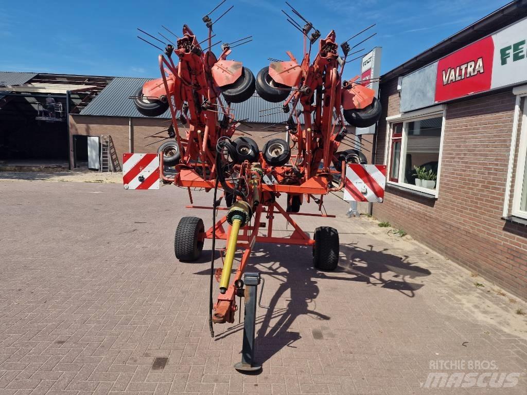 Kuhn GF 10802 T Obračalniki in zgrabljalniki
