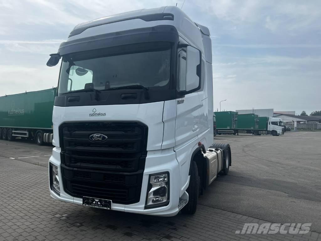 Ford F-Max Vlačilci