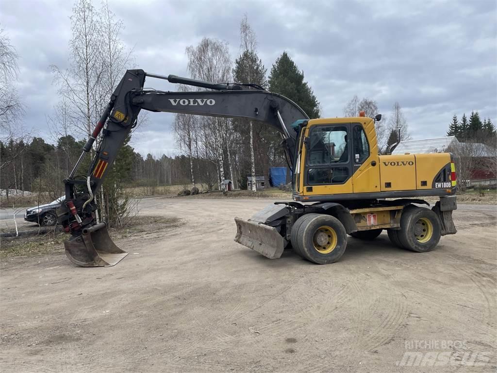 Volvo EW 180 B Bagri na kolesih