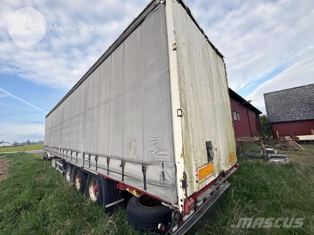 Krone SDP 27 Polprikolice s ponjavo