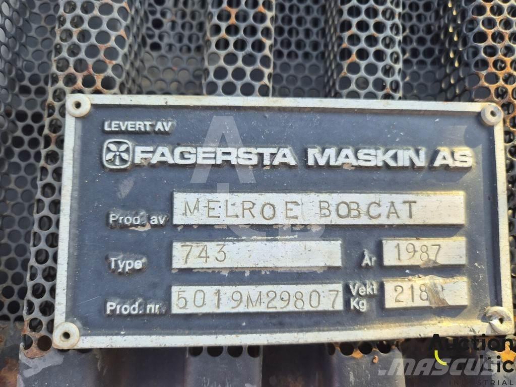 Bobcat 743 Skid steer mini nakladalci