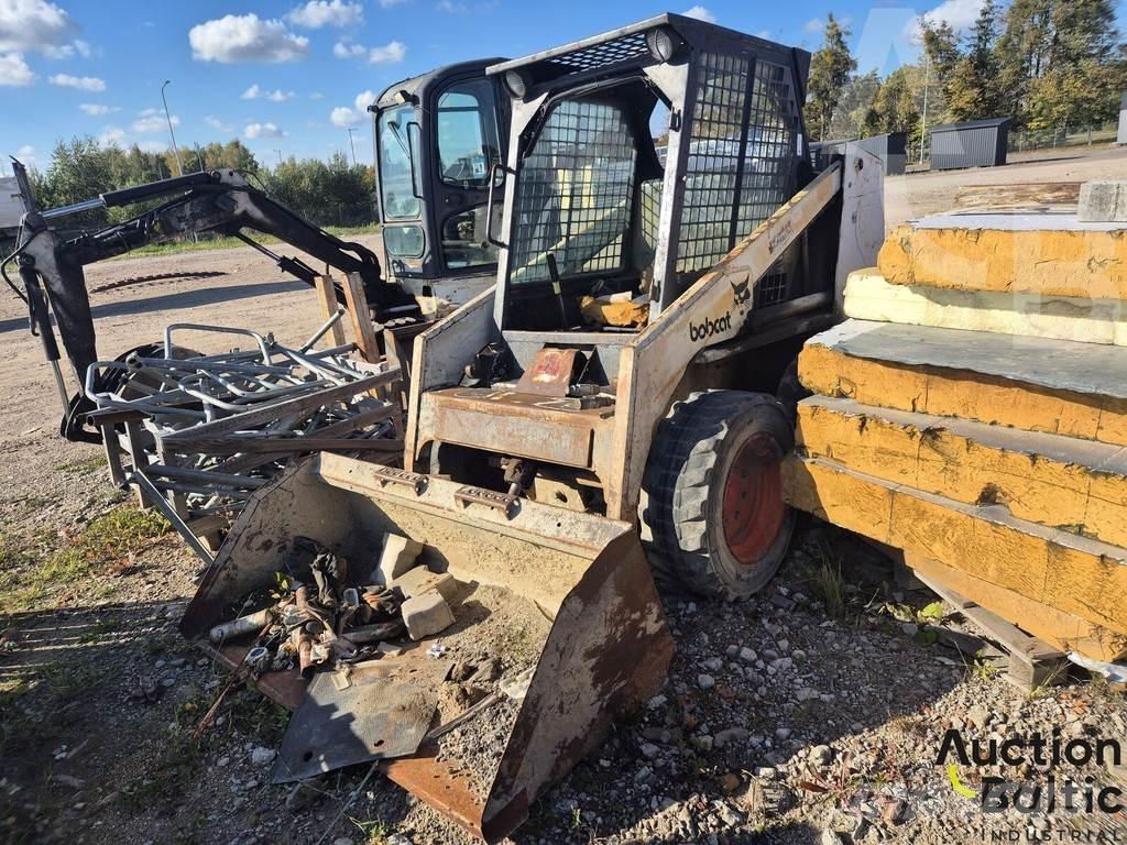 Bobcat 743 Skid steer mini nakladalci