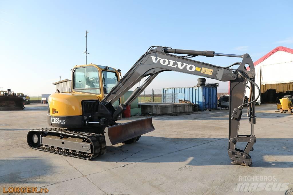 Volvo ECR 88 PLUS Midi bagri 7t – 12t