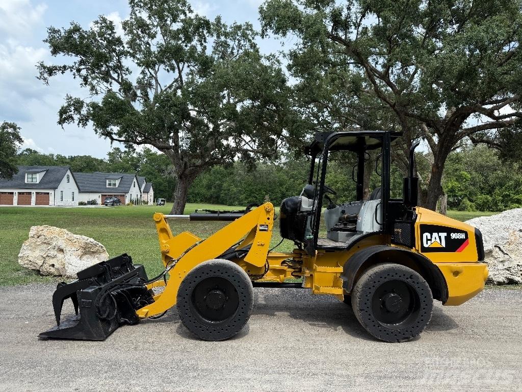 CAT 908 H Kolesni nakladalci