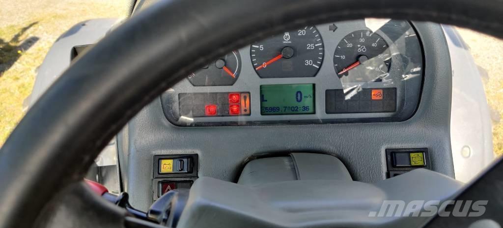 Valtra S 260 Traktorji