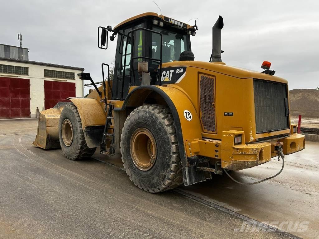 CAT CAT 950H Kolesni nakladalci