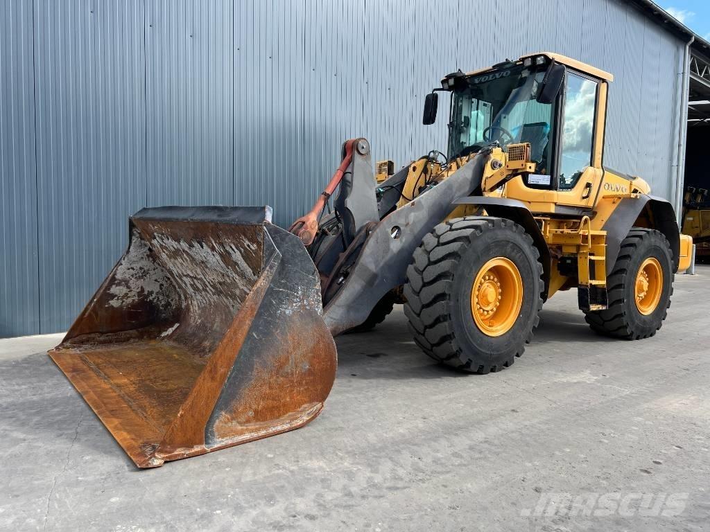 Volvo L90F Kolesni nakladalci