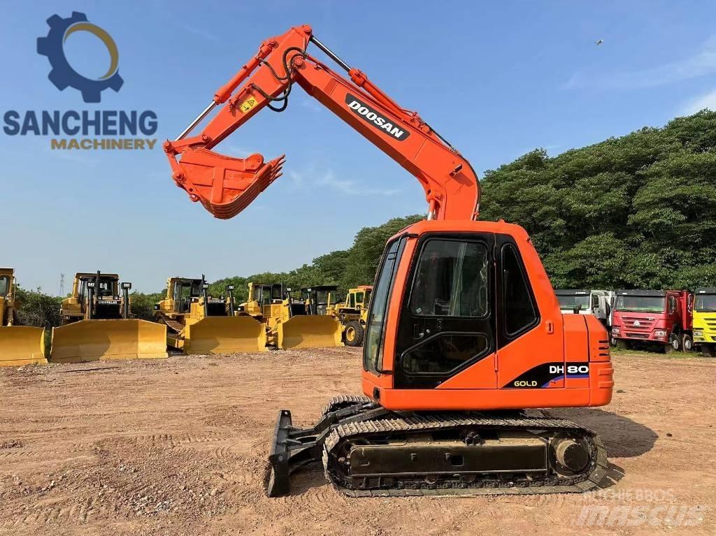 Doosan DH 80 Midi bagri 7t – 12t