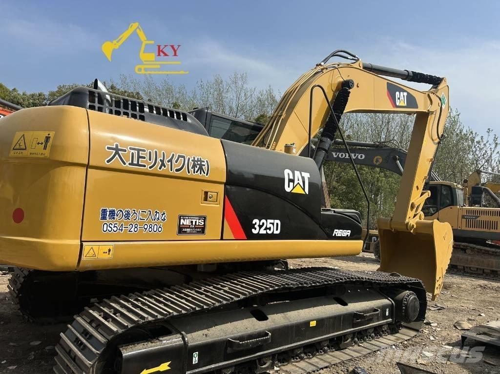 CAT 325 Bagri goseničarji